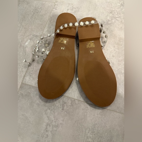 NWOB- Steve Madden Clear Pearl Flat Strappy Gladiator sandal- Clear Pearl-Sz 7.5 - Picture 4 of 5